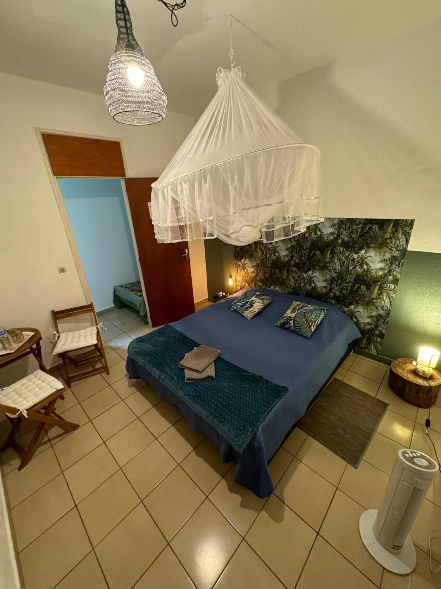 La Canopee Enchantee, Chambres D'Hotes, Piscine, Proche Aeroport, Gare Maritime レザビーム エクステリア 写真