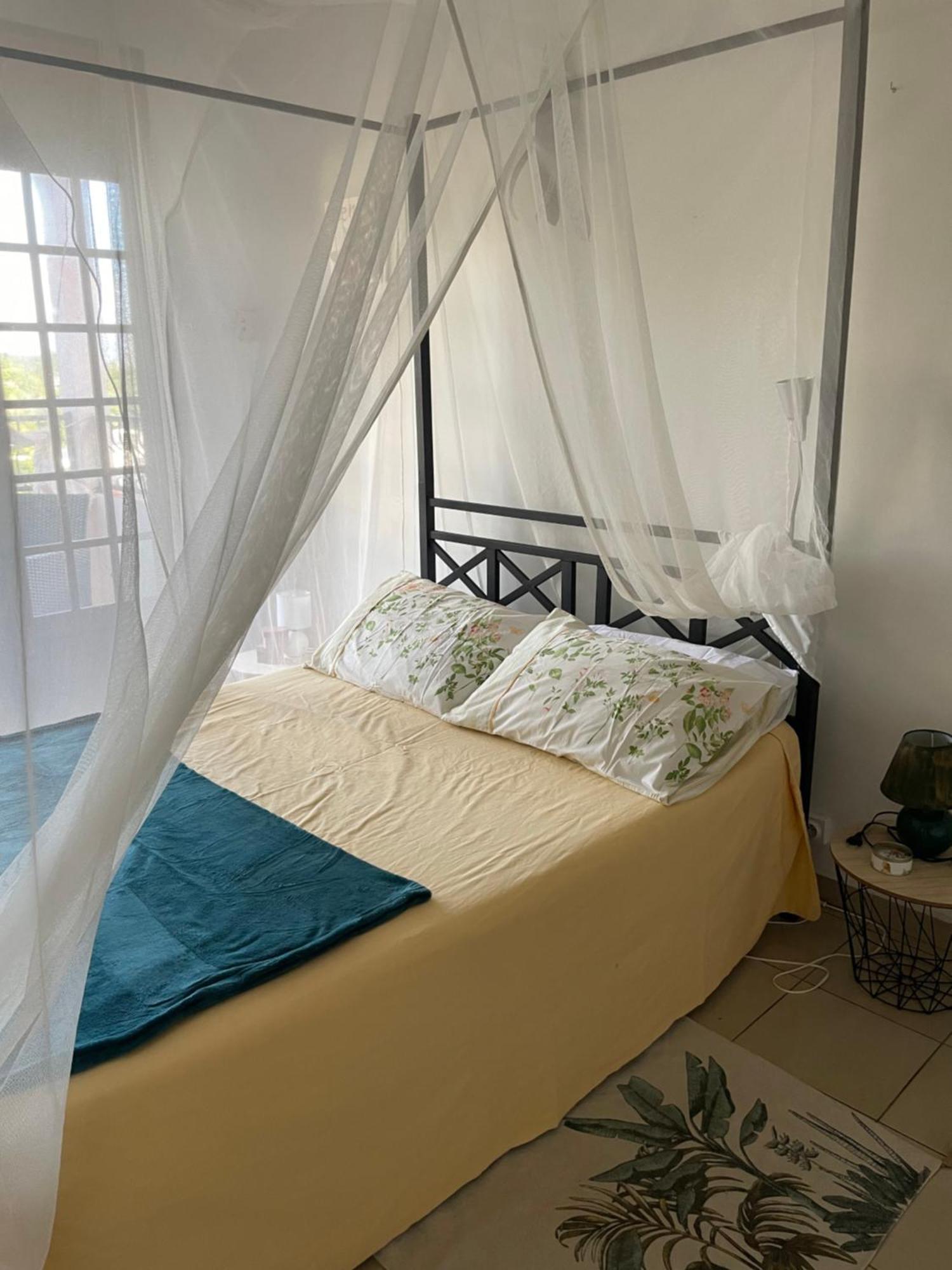 La Canopee Enchantee, Chambres D'Hotes, Piscine, Proche Aeroport, Gare Maritime レザビーム エクステリア 写真
